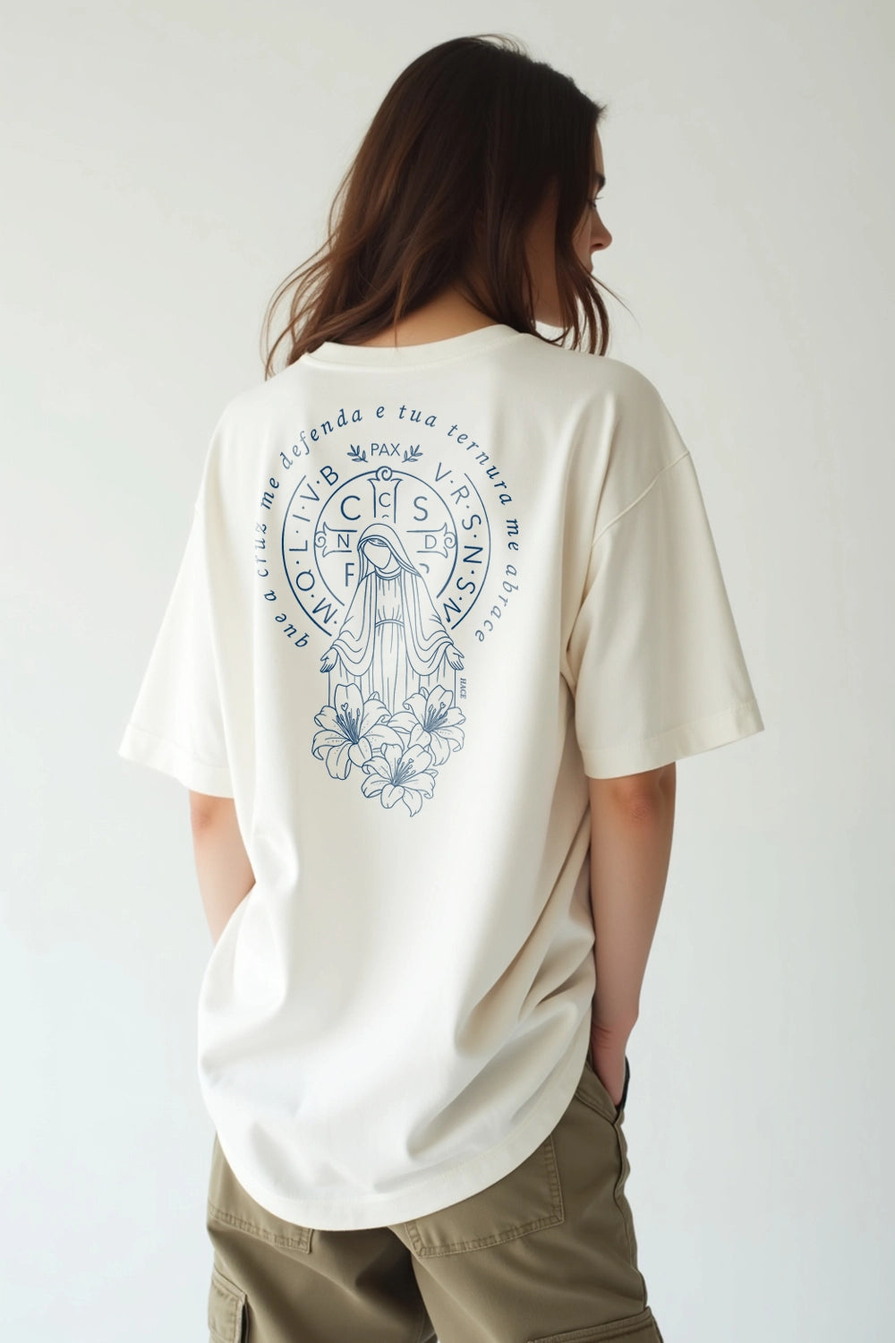 Camisa Oversized Manto e Cruz