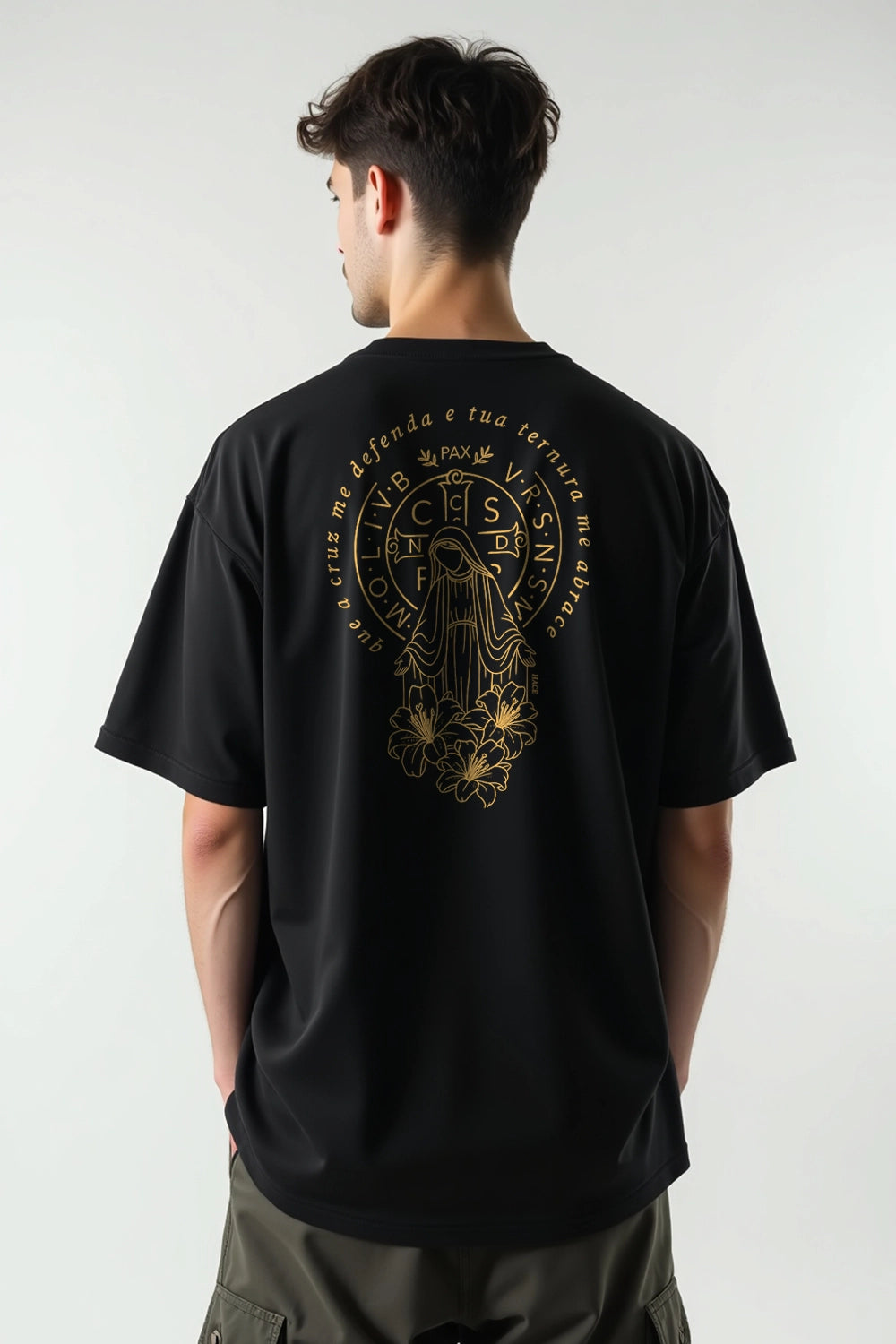 Camisa Oversized Manto e Cruz